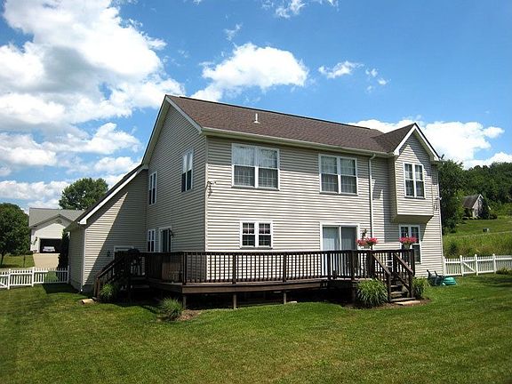 2nd image of 31 Malibu Dr