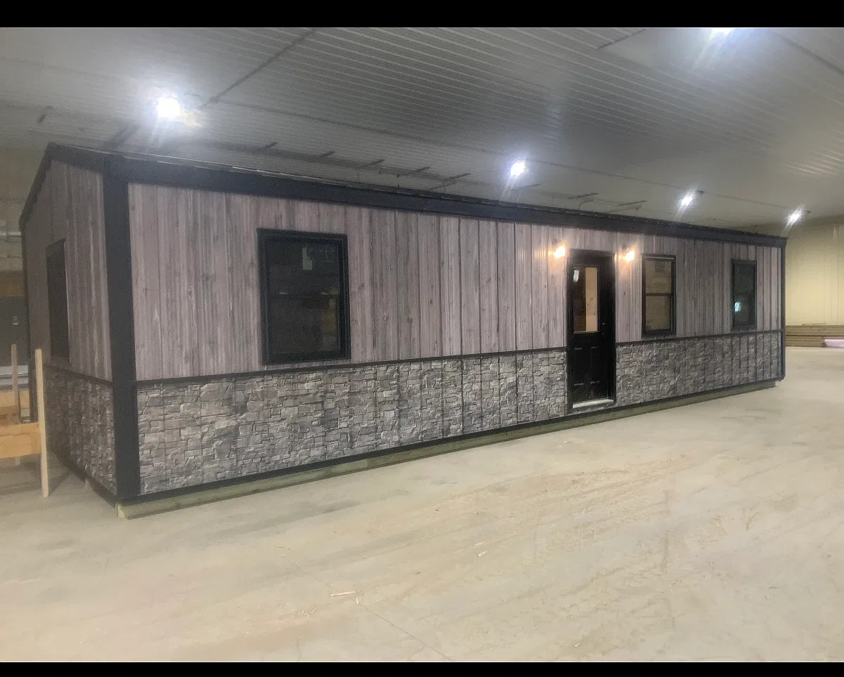 2 bed, 560 sqft, $2,500 — Photo 1