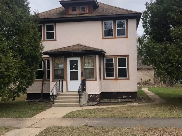 2626 6th Ave E, Hibbing, MN 55746