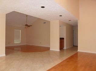 2834 Field Line Dr, Sugar Land, TX 77479