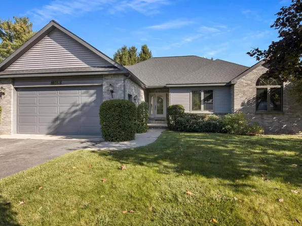 3918 Heatherwood Dr W, Traverse City, MI 49684