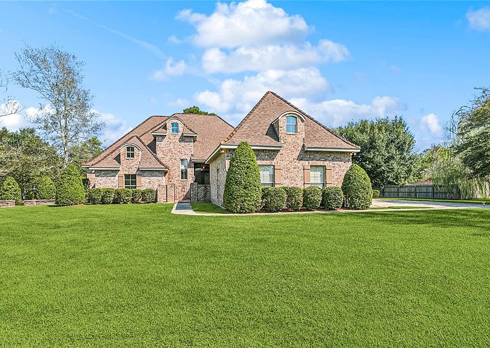 1st image of 505 Royal Palm Ct
