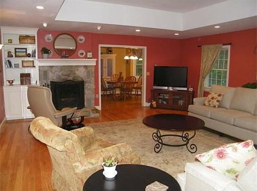 4th image of 49 Wedgewood Dr