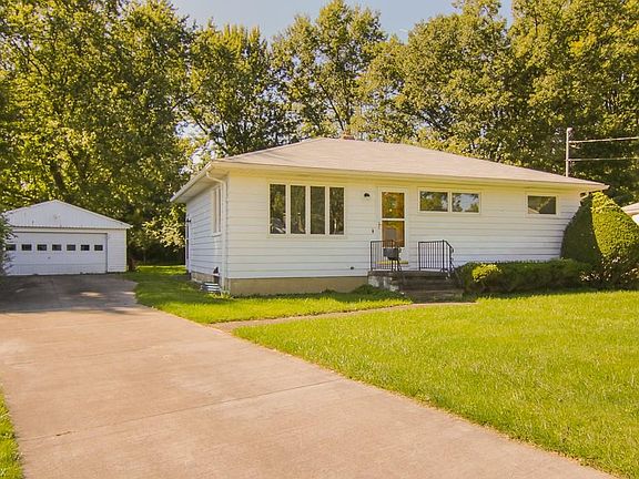 2nd image of 623 Lucille Dr