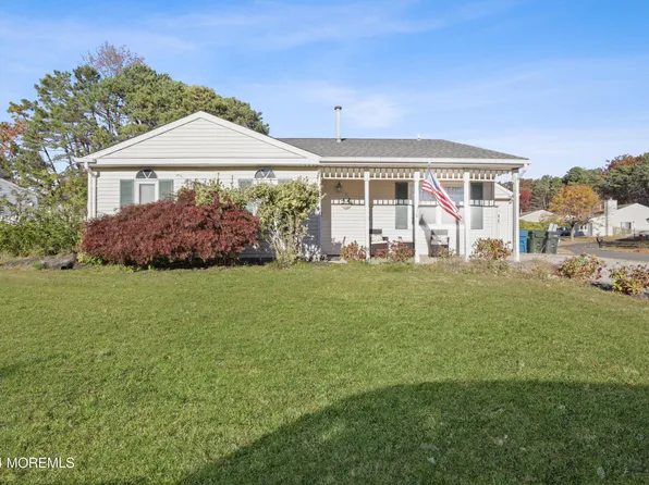 2 Pewter Drive, Tinton Falls, NJ 07753