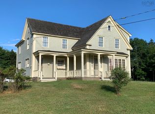 80 Lower Grant Rd, Chester Basin, NS B0J1K0