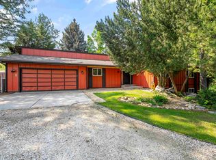16215 N West Shore Rd, Nine Mile Falls, WA 99026