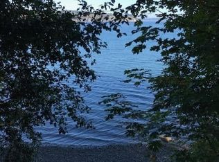 941 S Point Rd, Port Ludlow, WA 98365