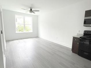 6036 Market St #3, Philadelphia, PA 19139