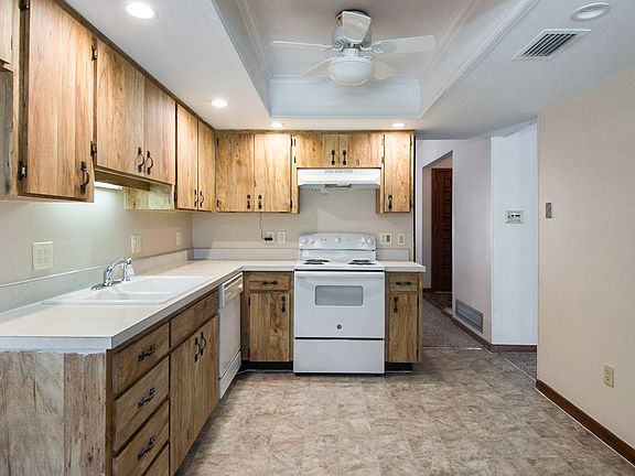 3rd image of 2780 Citron Dr