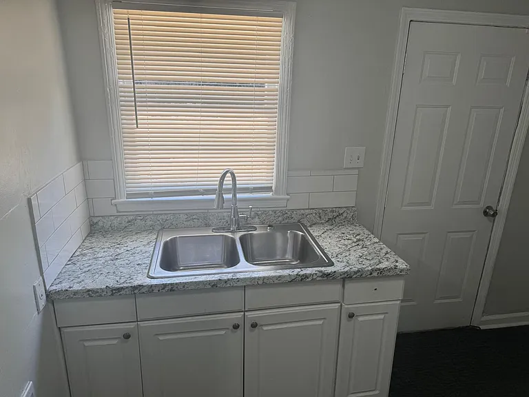 918 Wright Dr — Photo 10