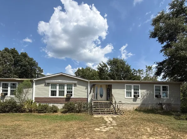754 County Road 128, Carrollton, MS 38917