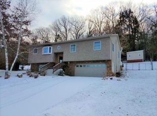 3848 Pembrooke Ln, Vestal, NY 13850