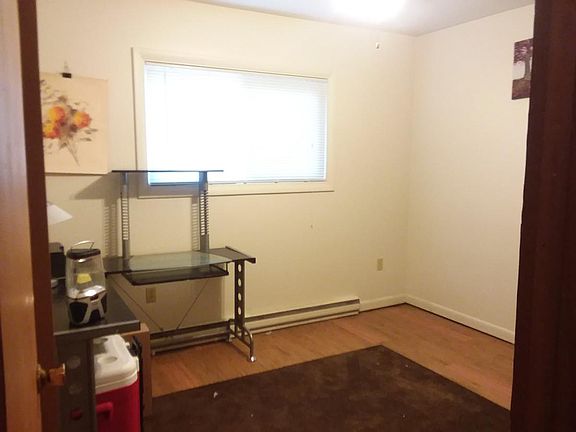 Bedroom/Office