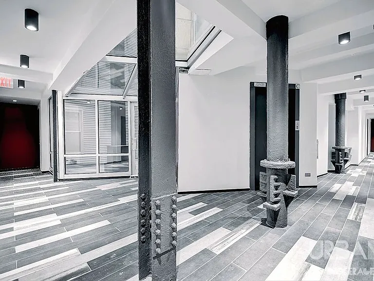 123 Bank St #250 — Photo 7