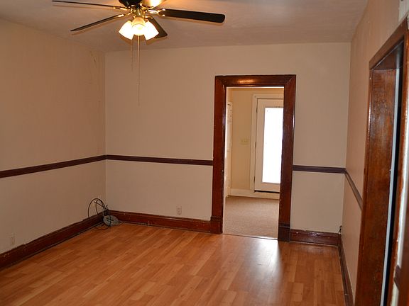 5th image of 635 & 635.5 W Court St #635-1/2