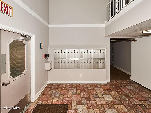 4th image of 1800 Manor House Dr APT 106