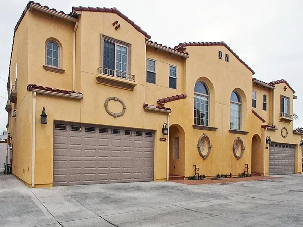 2003 Bella Ln, Lomita, CA 90717
