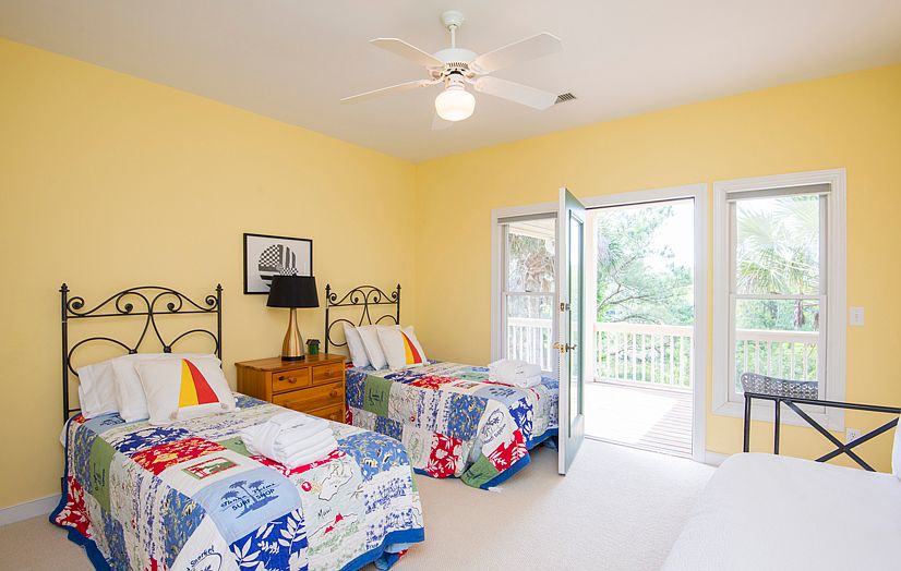 1st image of 9 Silver Moss Cir