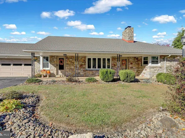 16405 Pottsville Pike, Hamburg, PA 19526