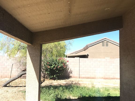 5th image of 16016 W Larkspur Dr