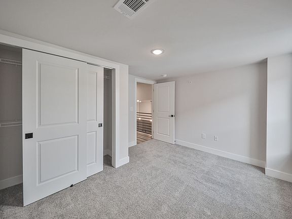 5th image of 25 Broadway #683d39d4e