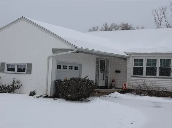 4 Ruth Ellen Way, Rochester, NY 14624