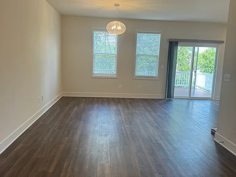 145 Leather Flower Dr — Photo 8