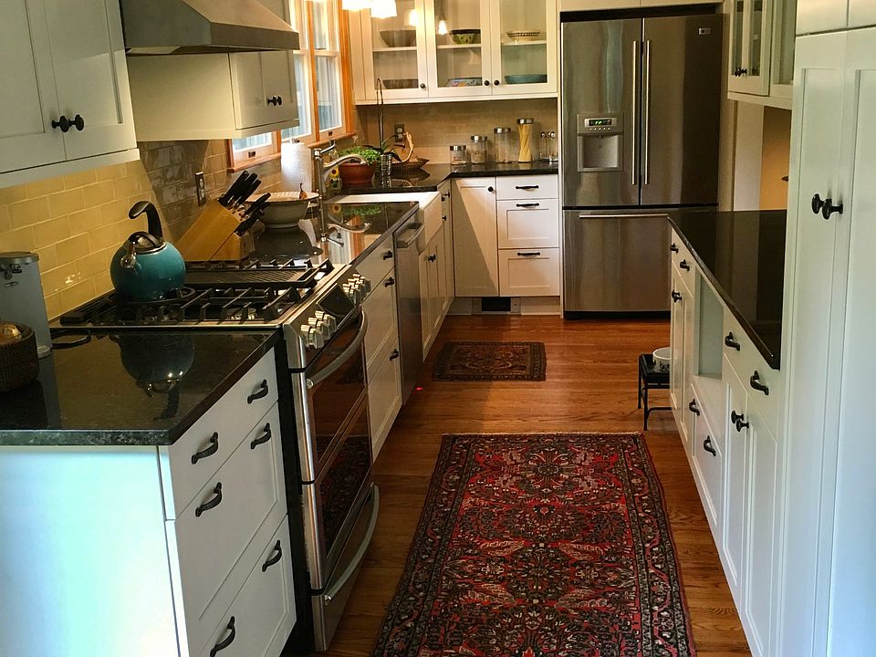 2nd image of 16 Hart Ave