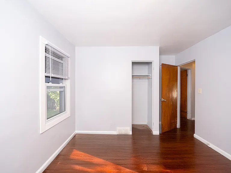 12105 Evergreen Ave — Photo 20