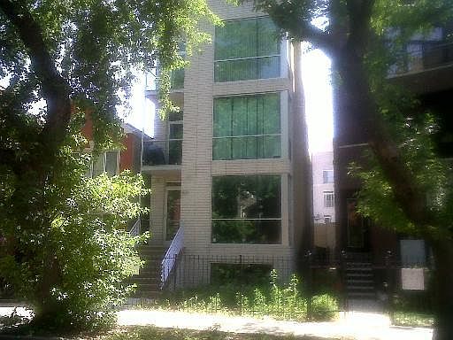 1st image of 833 N Marshfield St #1