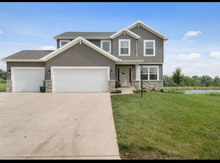 1 Big Timber Rd, El Paso, IL 61738