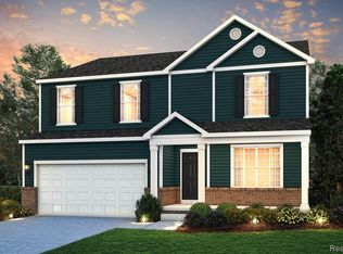 24516 Jade Dr, Farmington, MI 48336