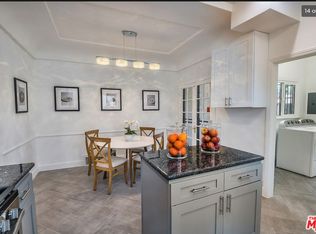 216/218 Orange, Los Angeles, CA 90036