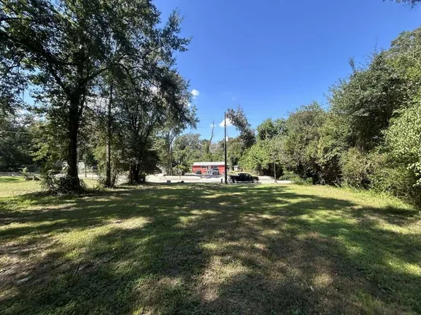 868 S Main St, Jasper, TX 75951