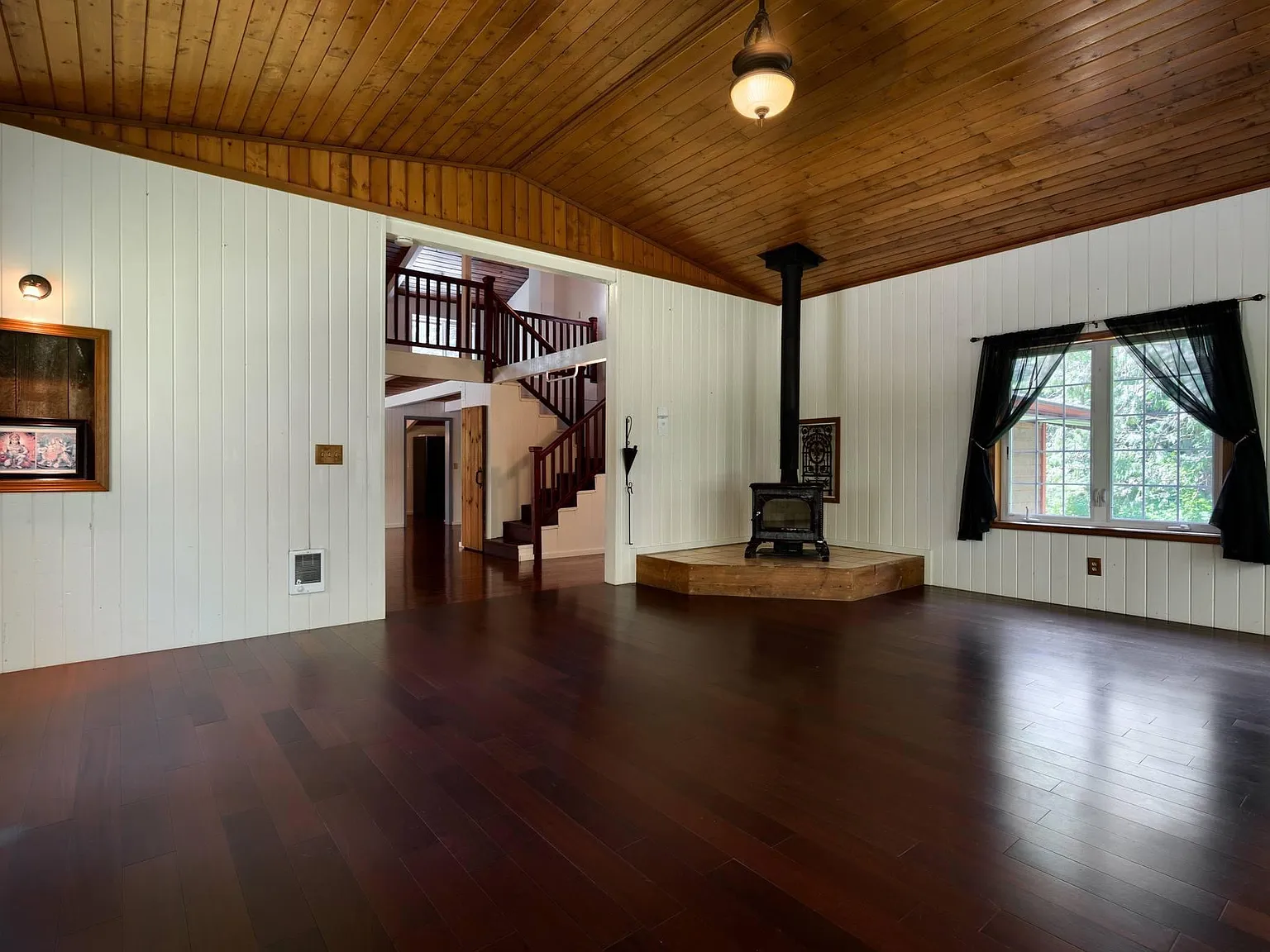 3 bed, 1864 sqft, $3,500 — Photo 3