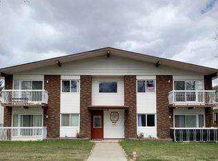8924 85th Ave NW, Edmonton, AB T6C1H1