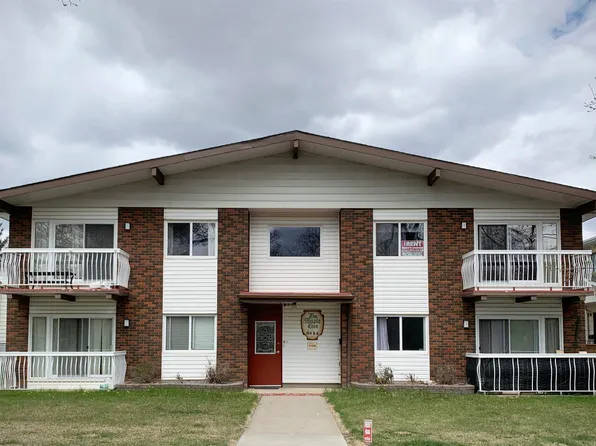 8924 85th Ave NW, Edmonton, AB T6C 1H1