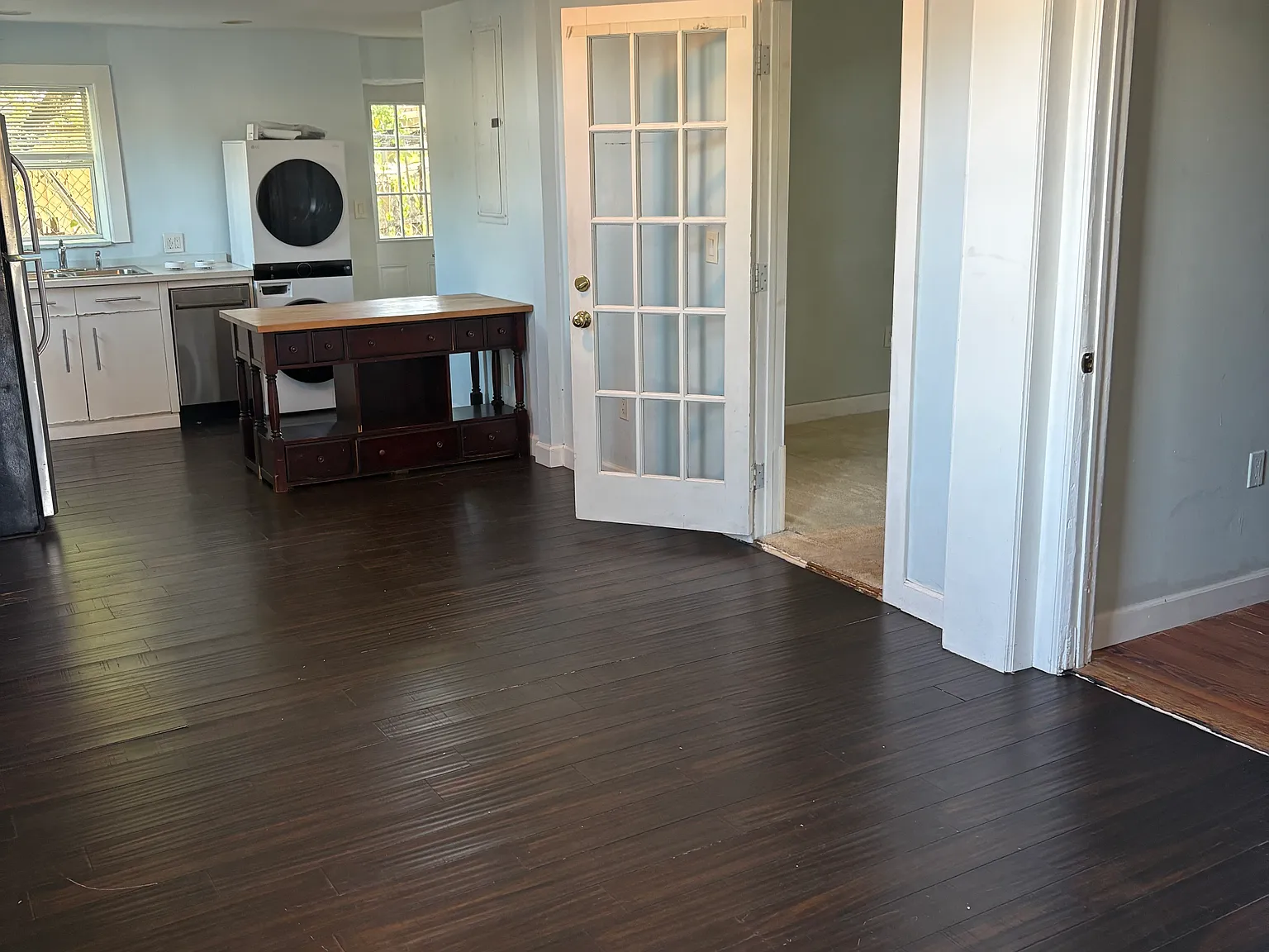 2 bed, 725 sqft, $1,925 — Photo 2