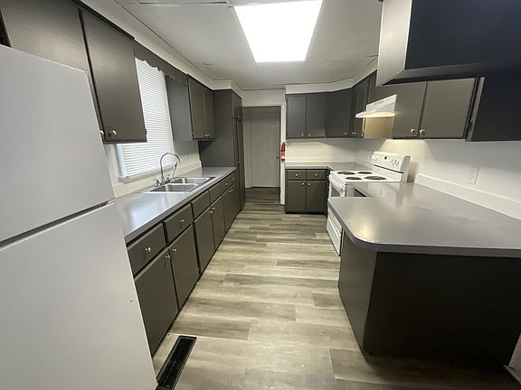 2nd image of 150 Arch St