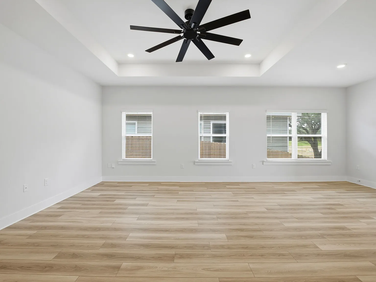 4 bed, 1815 sqft, $2,150 — Photo 4
