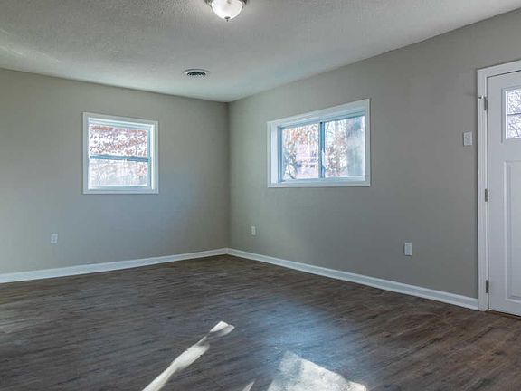 3rd image of 2434 Chinquo St
