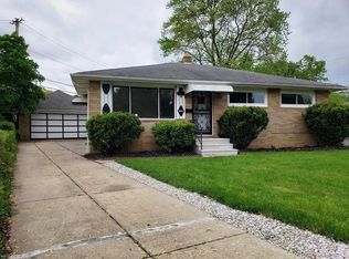 16124 S Glenn Dr, Maple Heights, OH