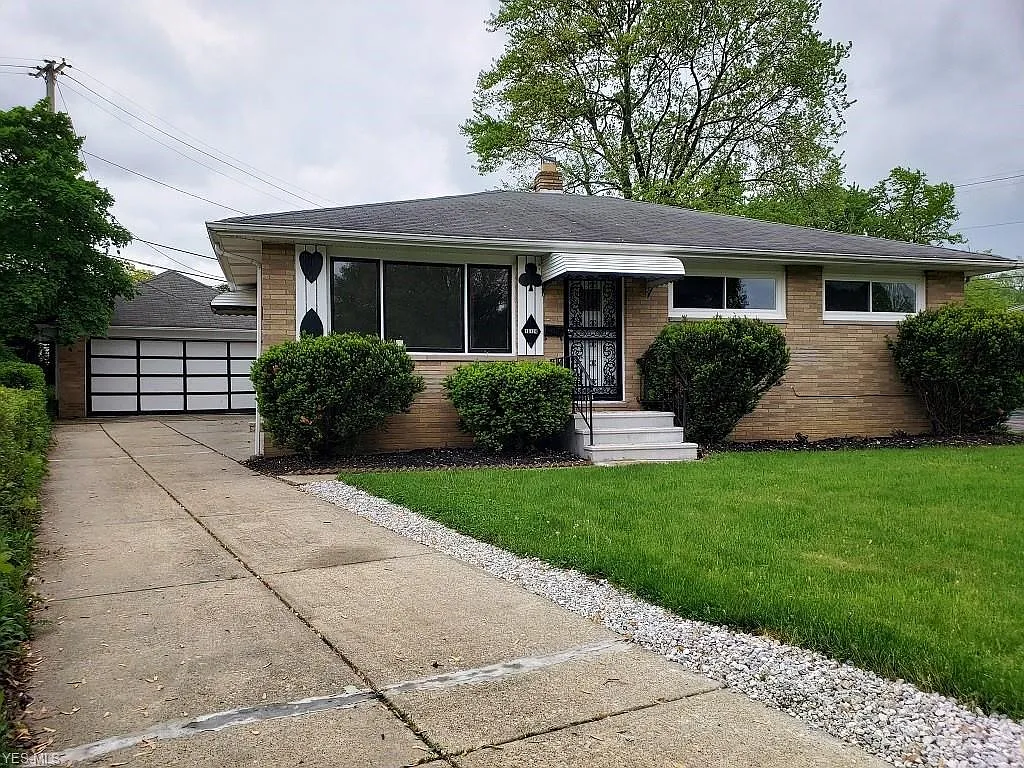 16124 S Glenn Dr photo 1