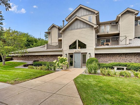 2nd image of 2170 Ridge Dr APT 14