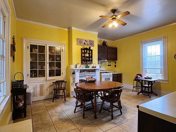 5th image of 219 Allgood Rd