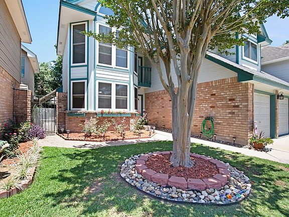 Great curb appeal!