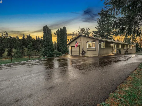 18403 S Henrici Rd, Oregon City, OR 97045