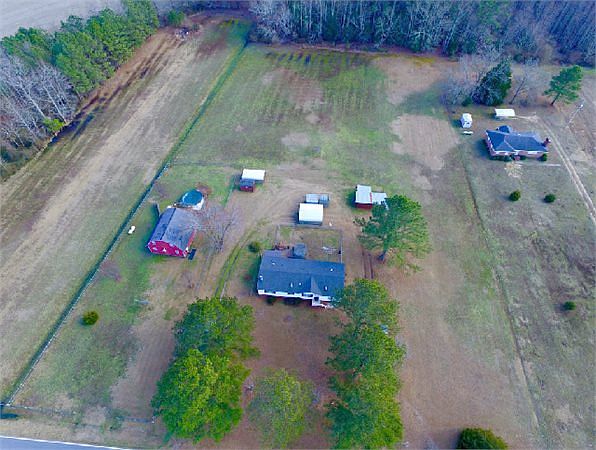1st image of 319 Mount Carmel Rd