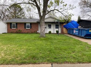 2180 Glenoro Dr, Florissant, MO 63033